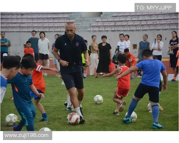 足球明星科目三挑战赛燃情开启驾驶技巧与球技的完美结合 足球明星科目三挑战赛燃情开启驾驶技巧与球技的完美结合